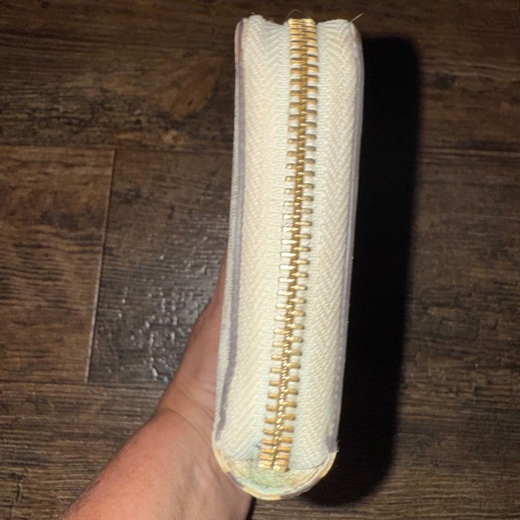 MICHAEL KORS MK Signature PVC Travel Continental Zip Around Wallet - Picture 5 of 9